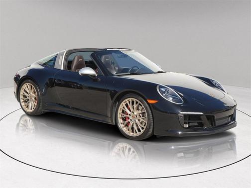 2019 Porsche 911 Targa 4 GTS