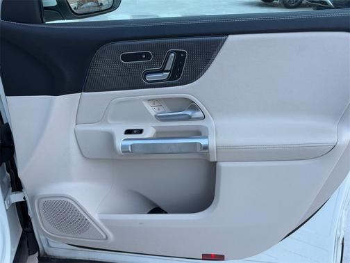 2022 Mercedes-Benz GLB 250 Base