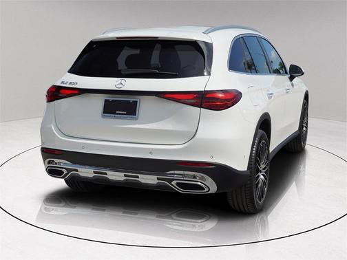 2025 Mercedes-Benz GLC 300 Base