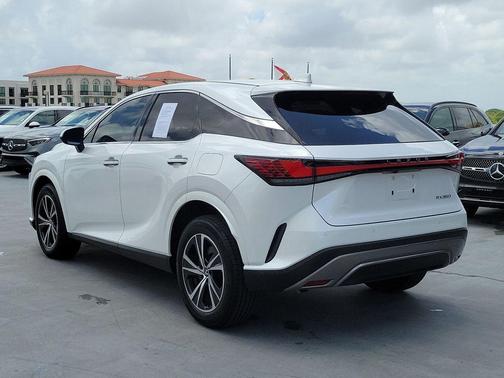 White Pearl 2025 Lexus RX 350 350