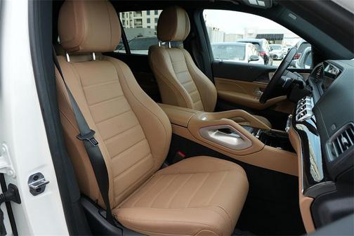 2024 Mercedes-Benz GLS 450 4MATIC