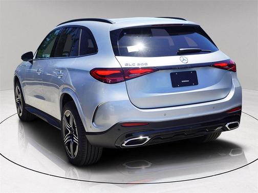 2025 Mercedes-Benz GLC 300 Base