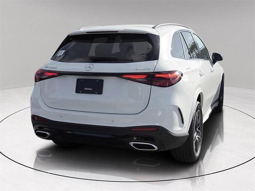 2026 Mercedes-Benz GLC 300 Base 4MATIC