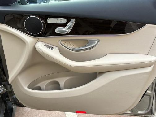 2022 Mercedes-Benz GLC 300 Base