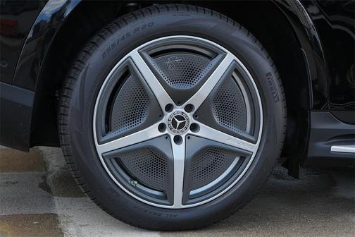 2026 Mercedes-Benz EQE 320 Base 4MATIC