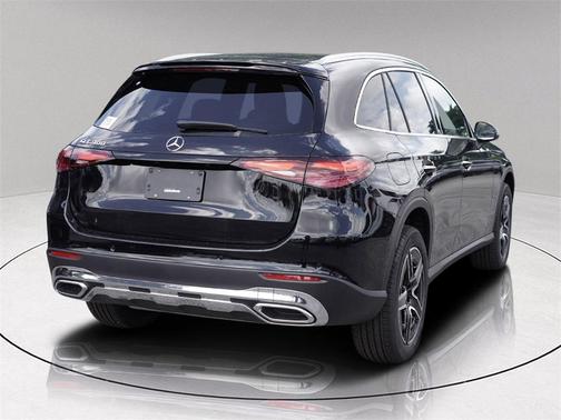 2026 Mercedes-Benz GLC 300 Base