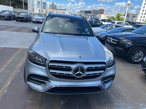 2023 Mercedes-Benz GLS 450 4MATIC