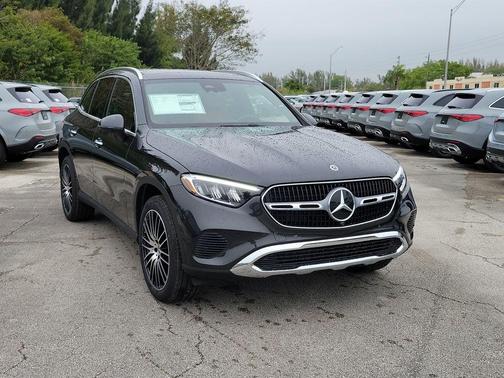 2026 Mercedes-Benz GLC 300 Base