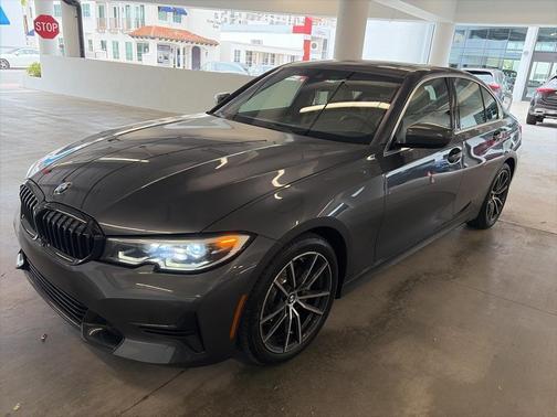 2021 BMW 330 i