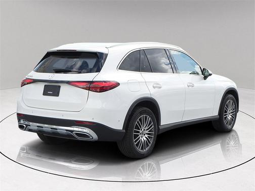 2025 Mercedes-Benz GLC 300 Base