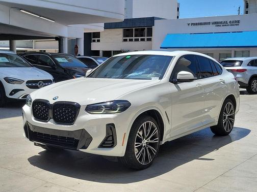 Alpine White 2024 BMW X4 xDrive30i