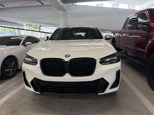 Alpine White 2024 BMW X4 xDrive30i