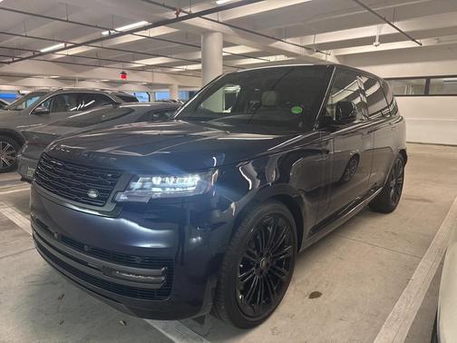 2025 Land Rover Range Rover P530 SE