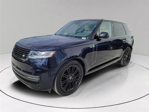 2025 Land Rover Range Rover P530 SE