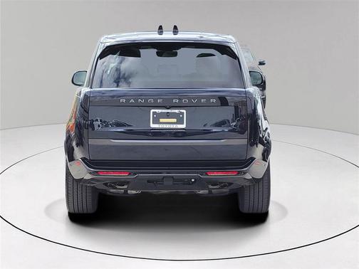 2025 Land Rover Range Rover P530 SE