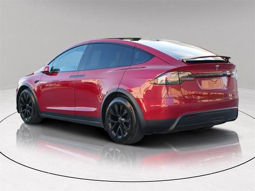 2022 Tesla Model X Plaid