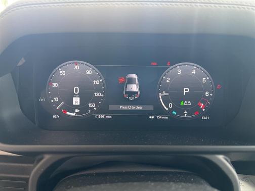 2024 Land Rover Defender P400 S
