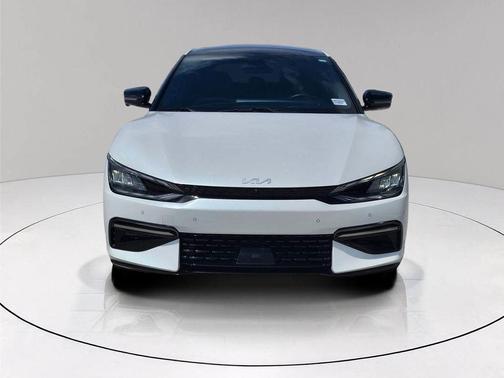 Snow White Pearl 2023 Kia EV6 GT-Line