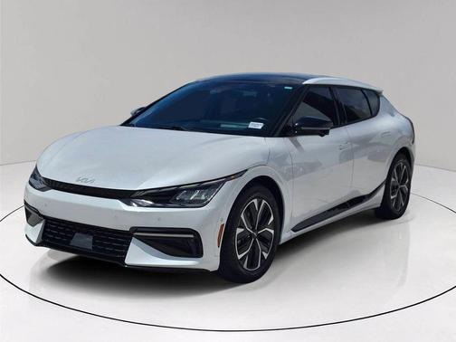 Snow White Pearl 2023 Kia EV6 GT-Line