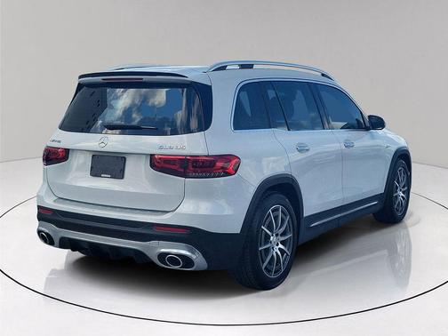 Digital White 2022 Mercedes-Benz AMG GLB 35 Base