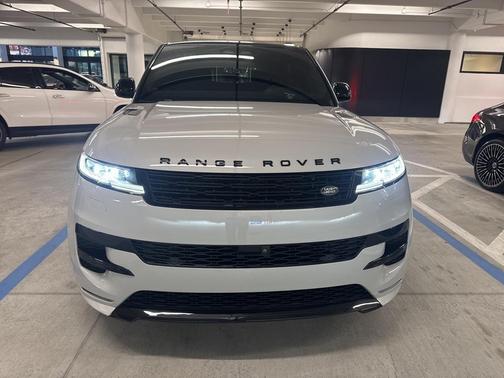 2025 Land Rover Range Rover Sport P460 Dynamic SE