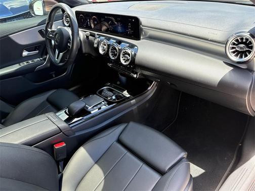 2022 Mercedes-Benz CLA 250 Base