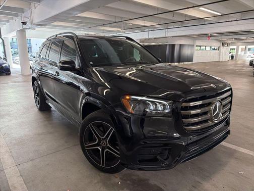 Obsidian Black Metallic 2024 Mercedes-Benz GLS 450 4MATIC