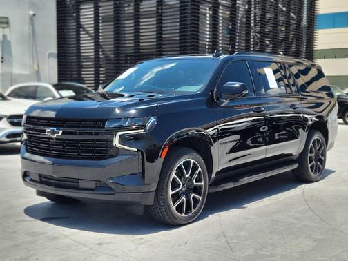 Black Metallic 2024 Chevrolet Suburban RST