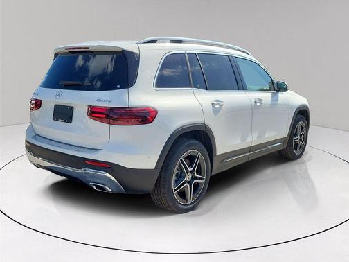 2026 Mercedes-Benz GLB 250 Base 4MATIC