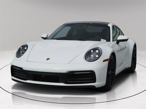 2022 Porsche 911 Carrera