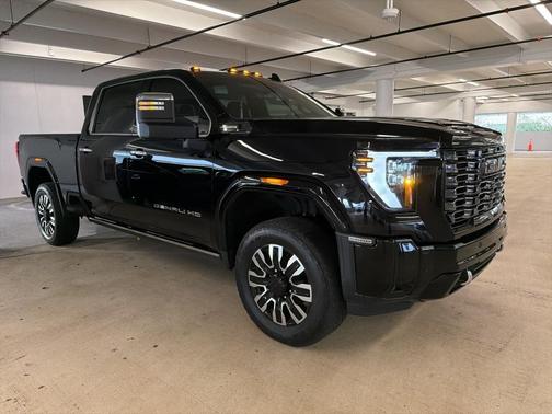 2025 GMC Sierra 2500 Denali Ultimate