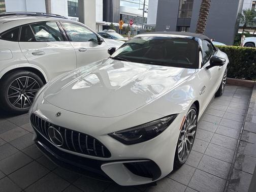 2022 Mercedes-Benz AMG SL 63 Base