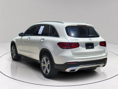 Polar White 2022 Mercedes-Benz GLC 300 Base