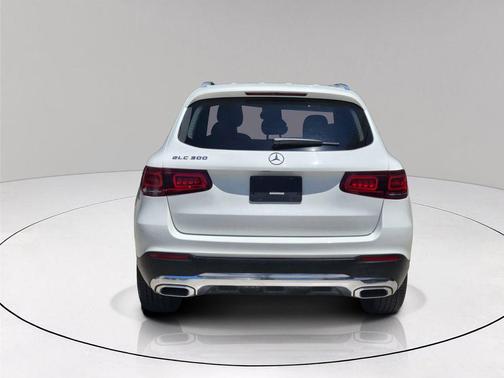 Polar White 2022 Mercedes-Benz GLC 300 Base