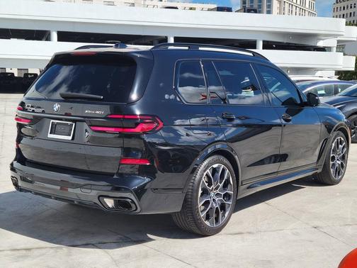 2024 BMW X7 xDrive40i