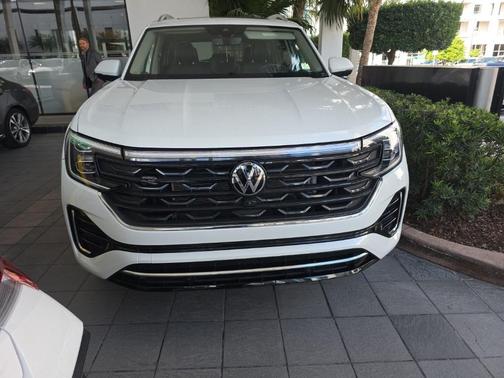 2024 Volkswagen Atlas 2.0T SEL Premium R-Line