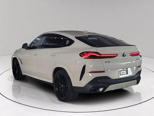Alpine White 2025 BMW X6 xDrive40i