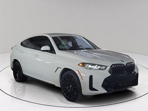 Alpine White 2025 BMW X6 xDrive40i