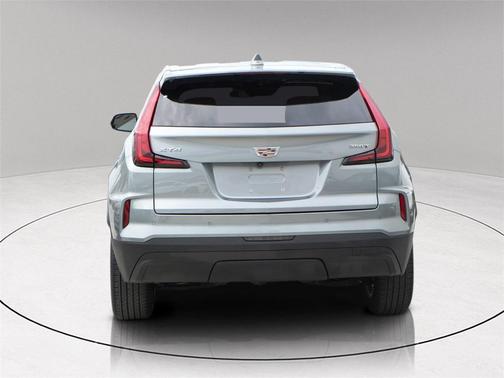 2024 Cadillac XT4 Luxury