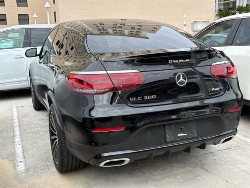 2021 Mercedes-Benz GLC 300 4MATIC Coupe