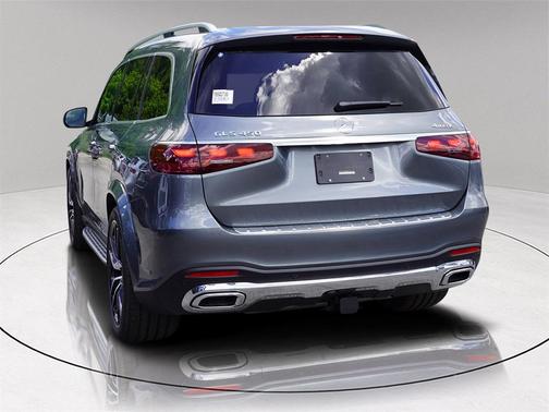 2026 Mercedes-Benz GLS 450