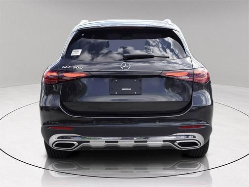 2026 Mercedes-Benz GLC 300 Base