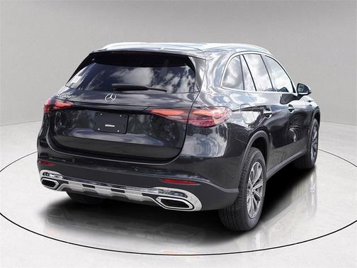 2026 Mercedes-Benz GLC 300 Base