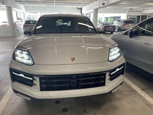 White 2024 Porsche Cayenne S