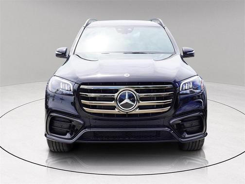 2026 Mercedes-Benz GLS 450