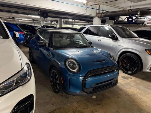 2023 MINI SE Hardtop BASE