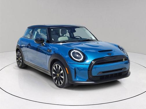 2023 MINI SE Hardtop 