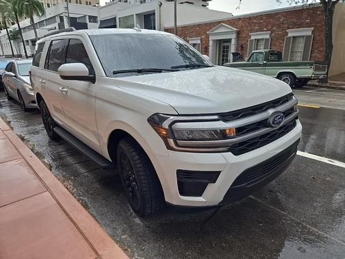 2024 Ford Expedition XLT