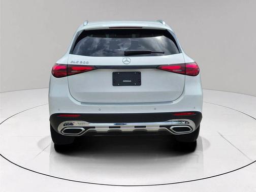 2023 Mercedes-Benz GLC 300 Base