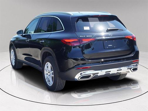 2025 Mercedes-Benz GLC 300 Base